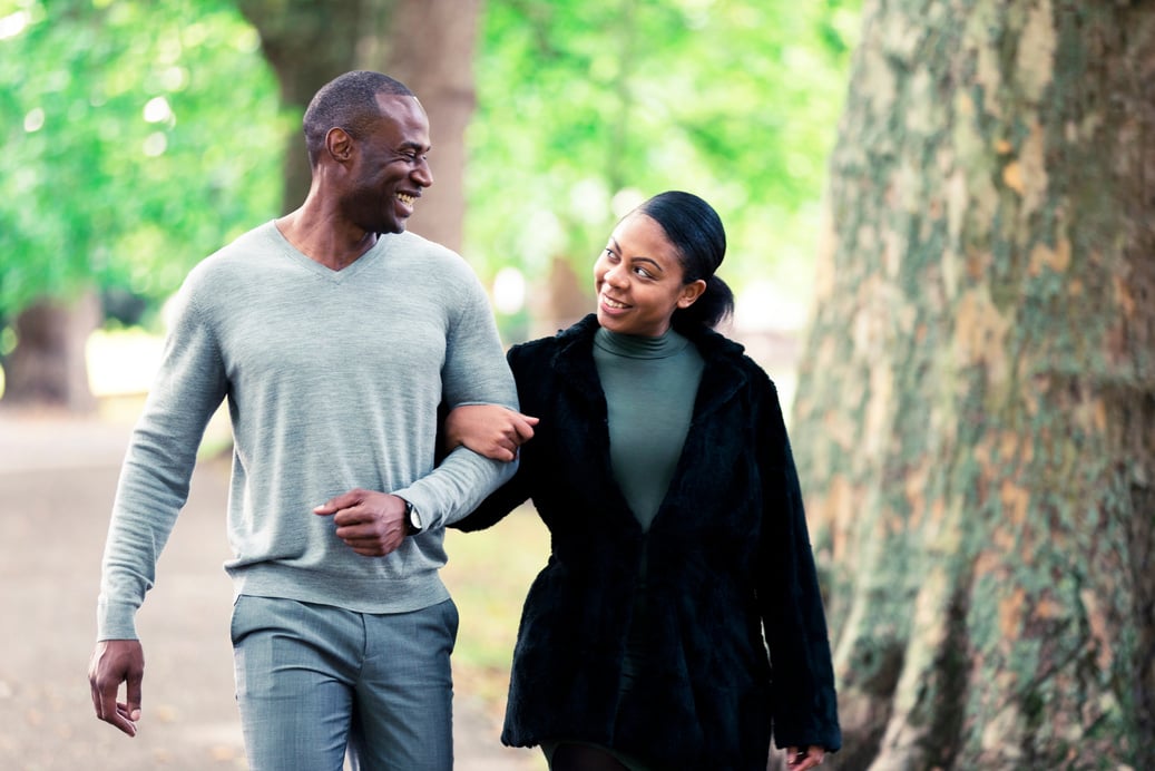 Enjoying a first date in the park